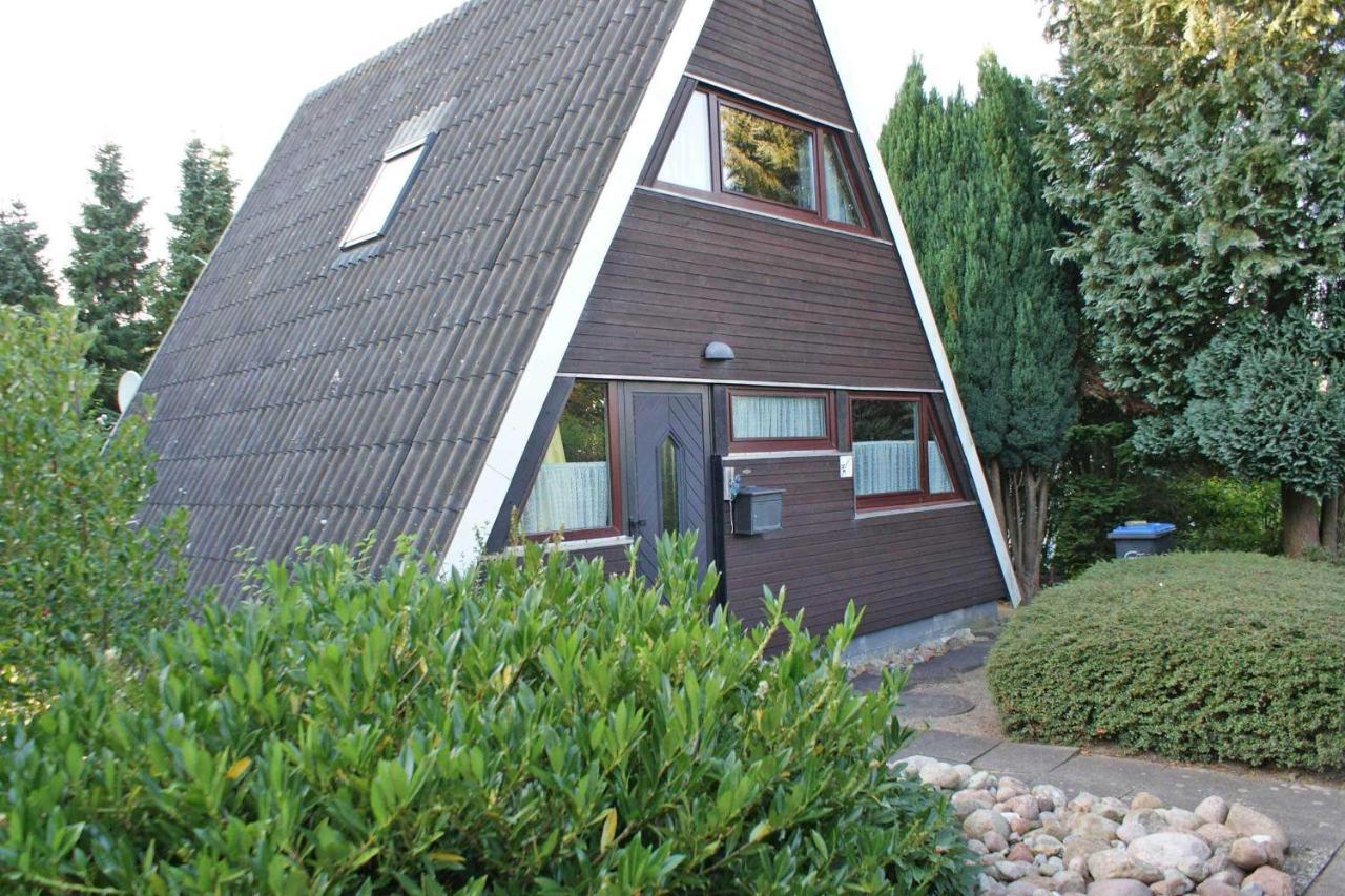 Vila Zeltdachhaus Mit Grossem Grundstue Damp Exteriér fotografie